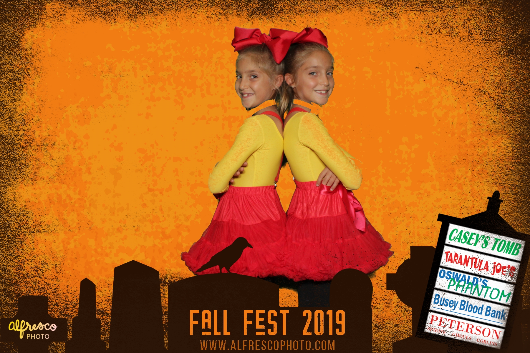 Naper Plaza Fall Fest | View more photos from the event at events.alfrescophoto.com/u/AlfrescoPhoto/Naper-Plaza-Fall-Fest